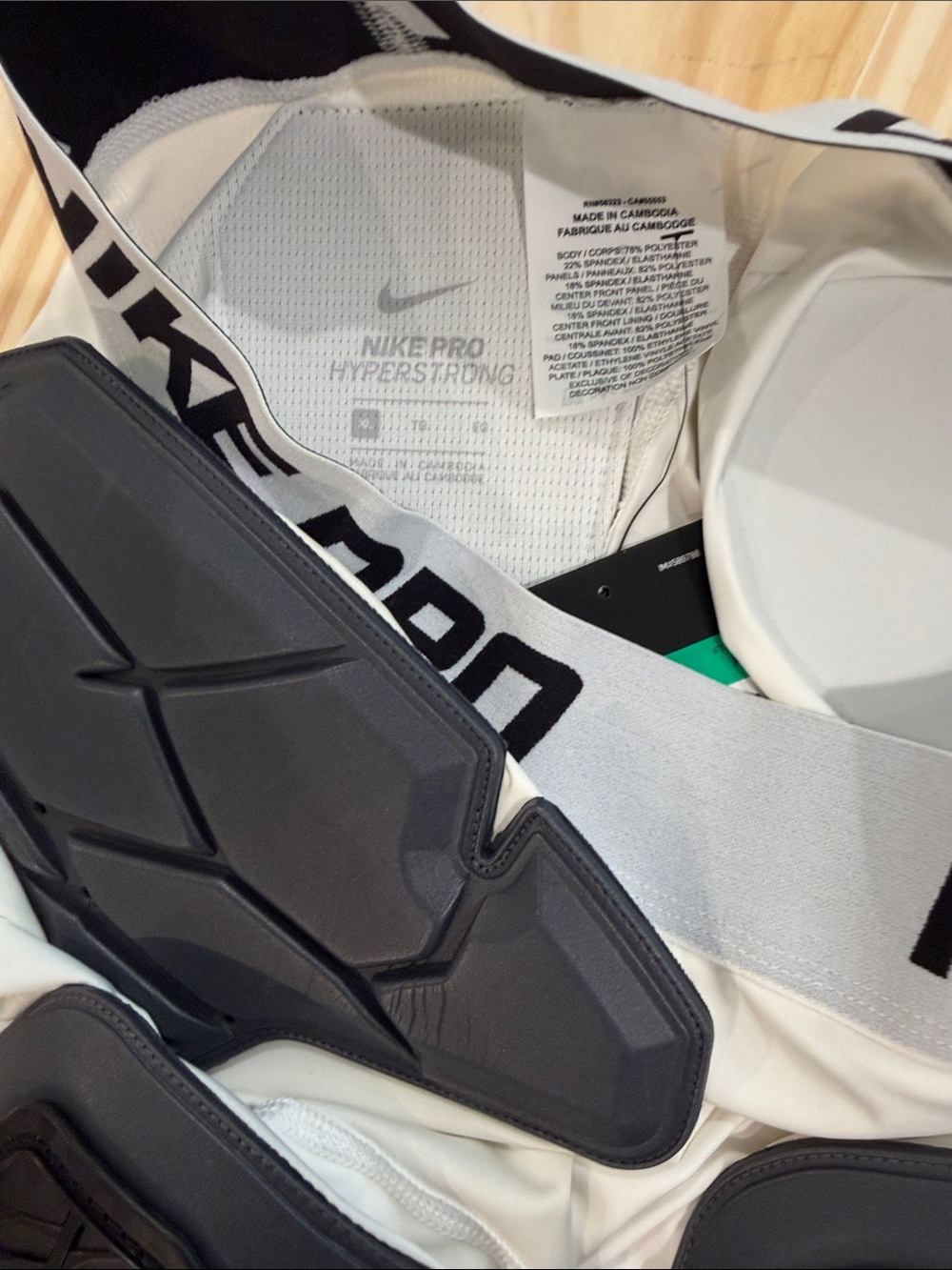 Nike White and Black Protective Compression Shorts. NWT. XL. Padded. Football.